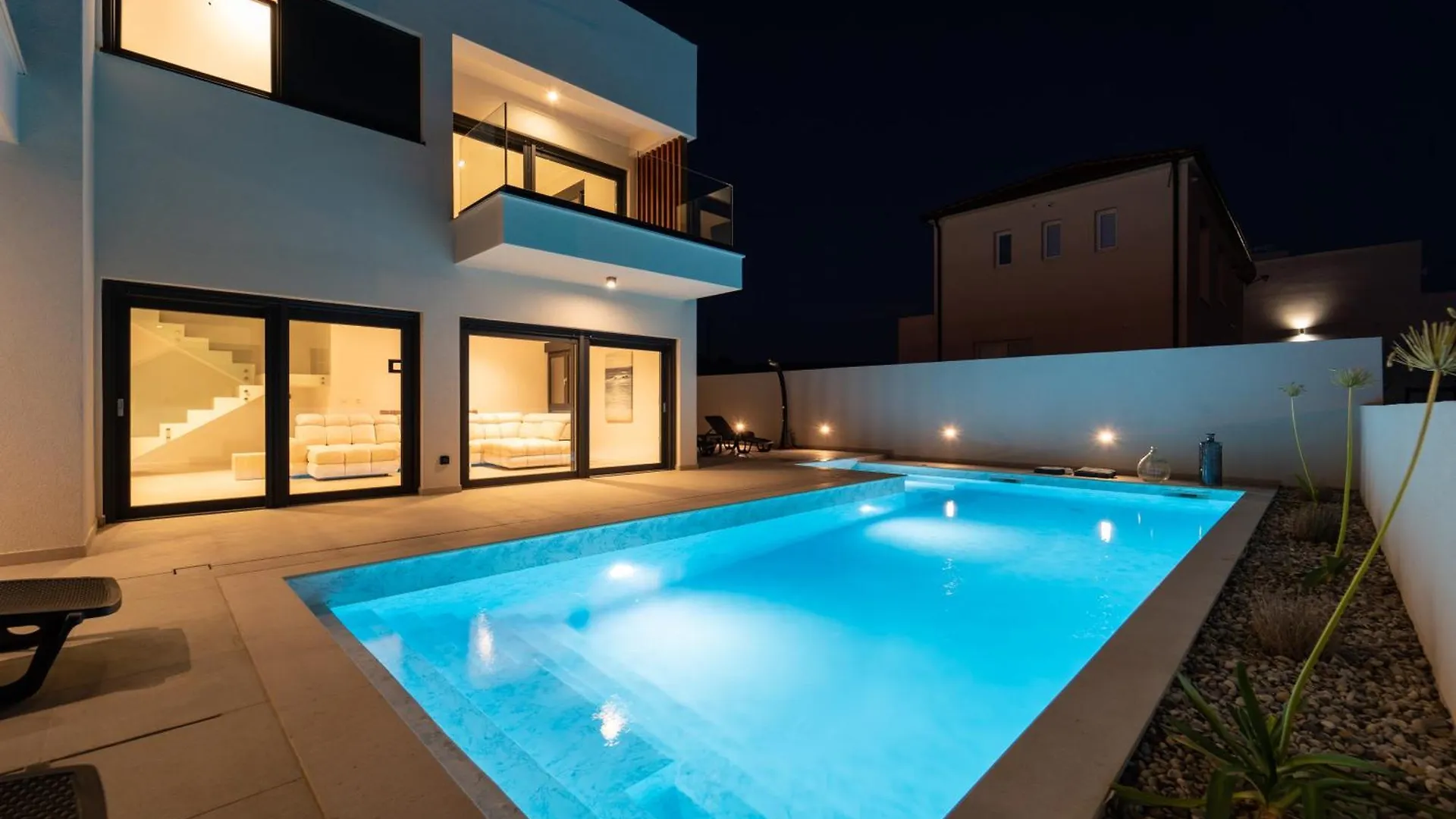 Villa Mia With Heated Pool Maslenica 0*,